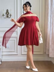 VESTIDO CAPERUCITA