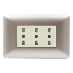 Enchufe Integrado Triple 16 Amp Champagne V-SO-3303 16A SEC