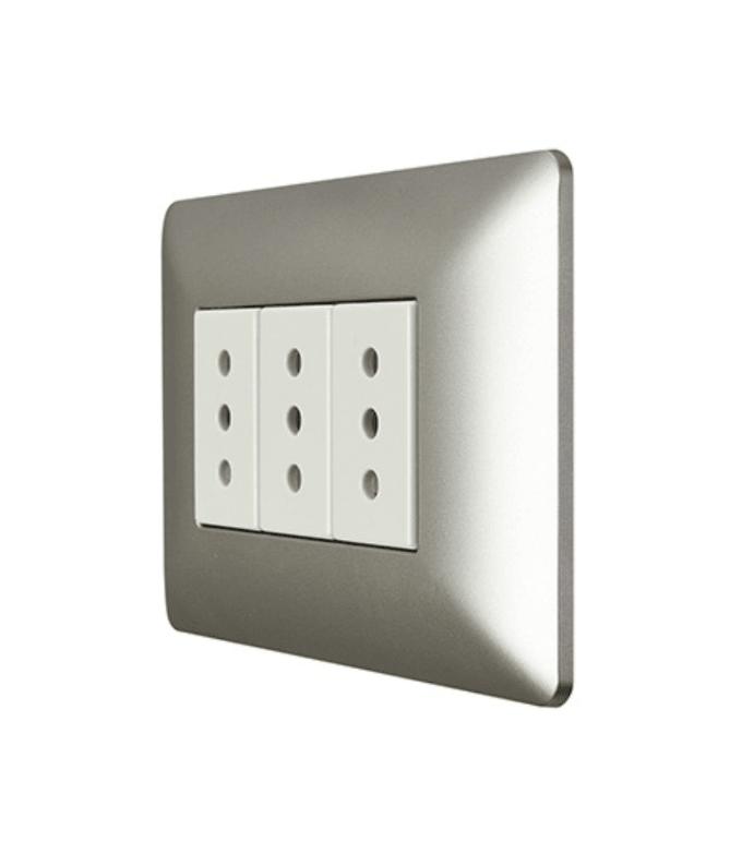 Enchufe Integrado Triple 10AMP Champagne V-SO-3303 10A SEC3