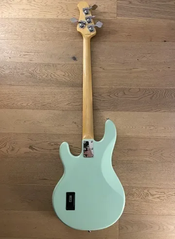 Bajo Electrico Sterling by Music Man StingRay 4 (SKU:2756)