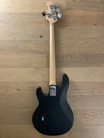 Bajo Electrico Sterling by Music Man StingRay 4 (SKU:2754)