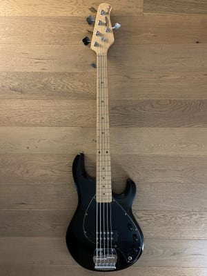 Bajo Electrico Sterling by Music Man StingRay 5 (SKU:2127)1