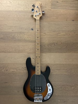 Bajo Electrico Sterling by Music Man StingRay 4 (SKU:2469)1