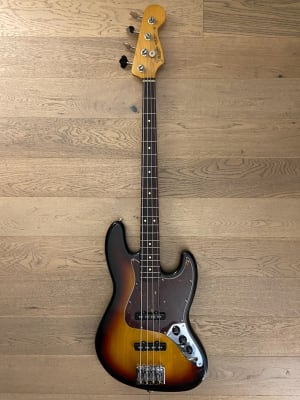 Bajo Electrico Fender Jazz Bass Classic Series 60s (SKU:2472)1