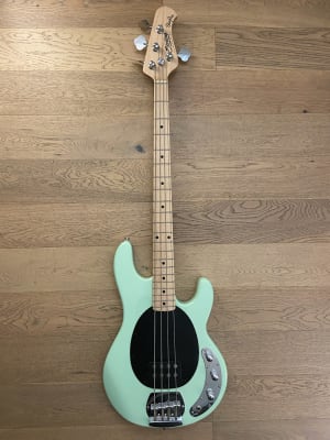 Bajo Electrico Sterling by Music Man StingRay 4 (SKU:2564)1