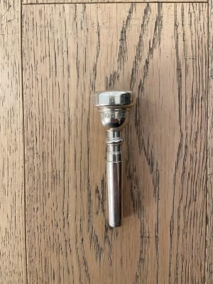 Trompeta  Vincent Bach 5C (SKU:2666)1