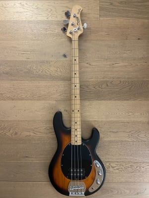 Bajo Electrico Sterling by Music Man StingRay 4 (SKU:2329)1