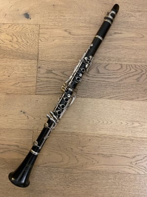 Clarinete Soprano Selmer Bundy Resonite 577 (SKU:2241)1