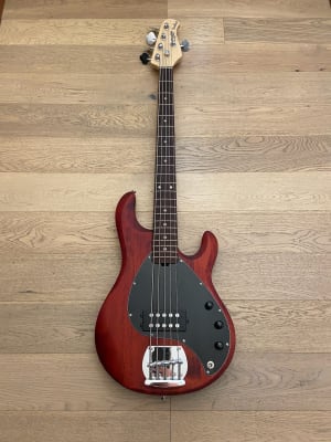 Bajo Electrico Sterling by Music Man StingRay 5 (SKU:1854)2