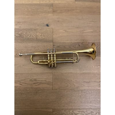 Trompeta Yamaha YTR-4320E (SKU:1937)2