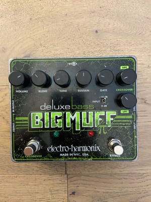 Bajo Electrico Electro-Harmonix Deluxe Bass BIG MUFF (SKU:2694)1