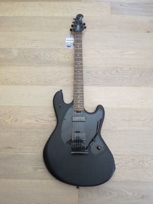 Sterling by Music Man StingRay RS30 (SKU:1941)2