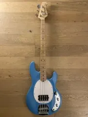 Bajo Electrico Sterling by Music Man StingRay 4 (SKU:2708)