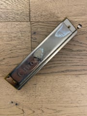 Diatonico 16 casillas C Hohner Chromonika III (SKU:2682)
