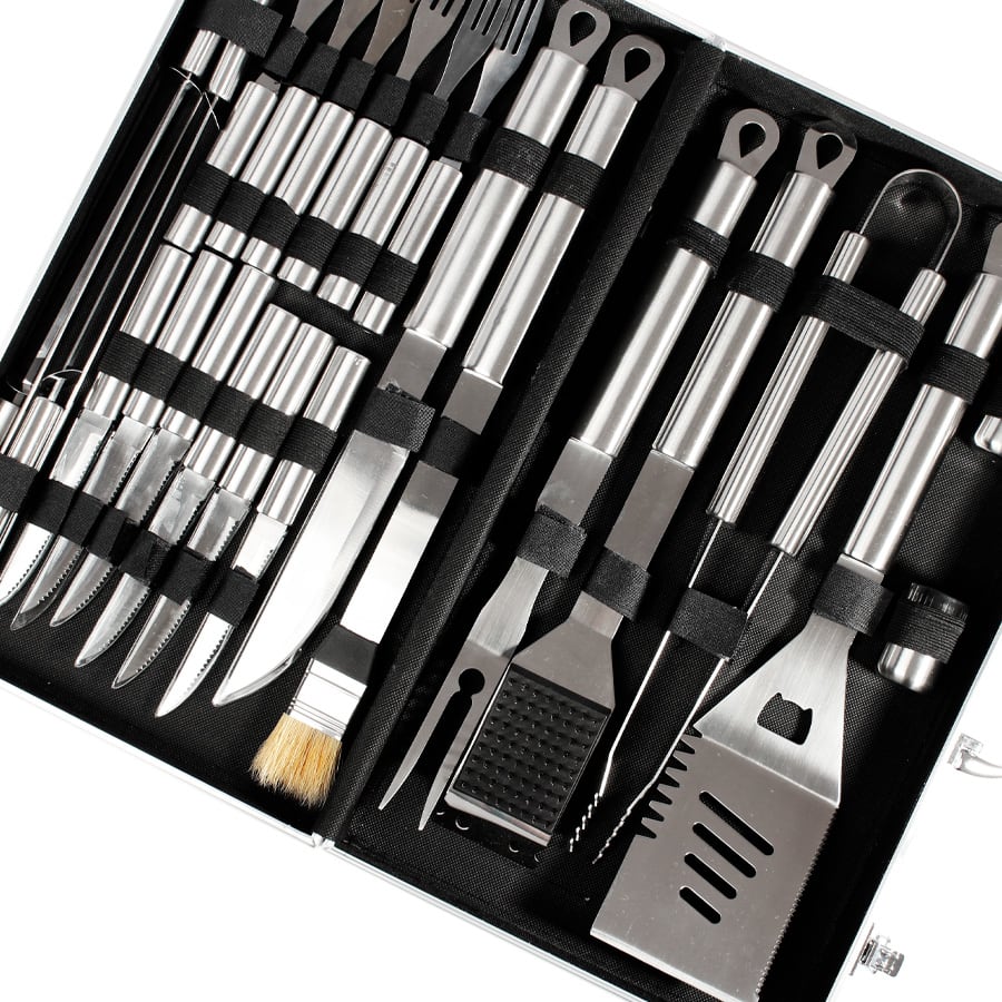 Deluxe BBQ Set Metálico de 24 piezas2