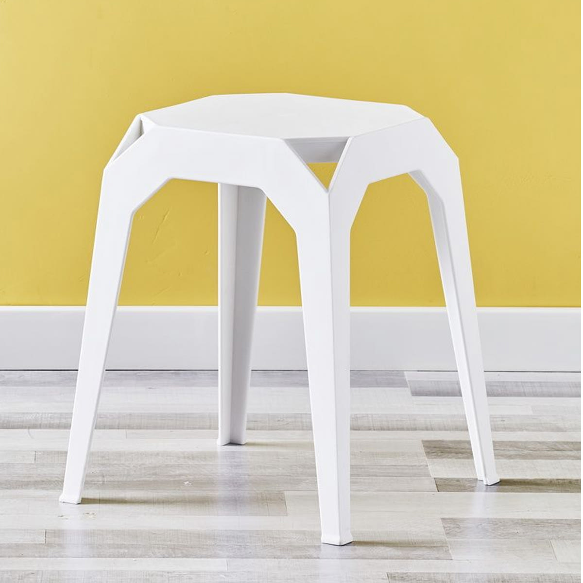 Piso Apilable de Plástico Rigido Blanco3