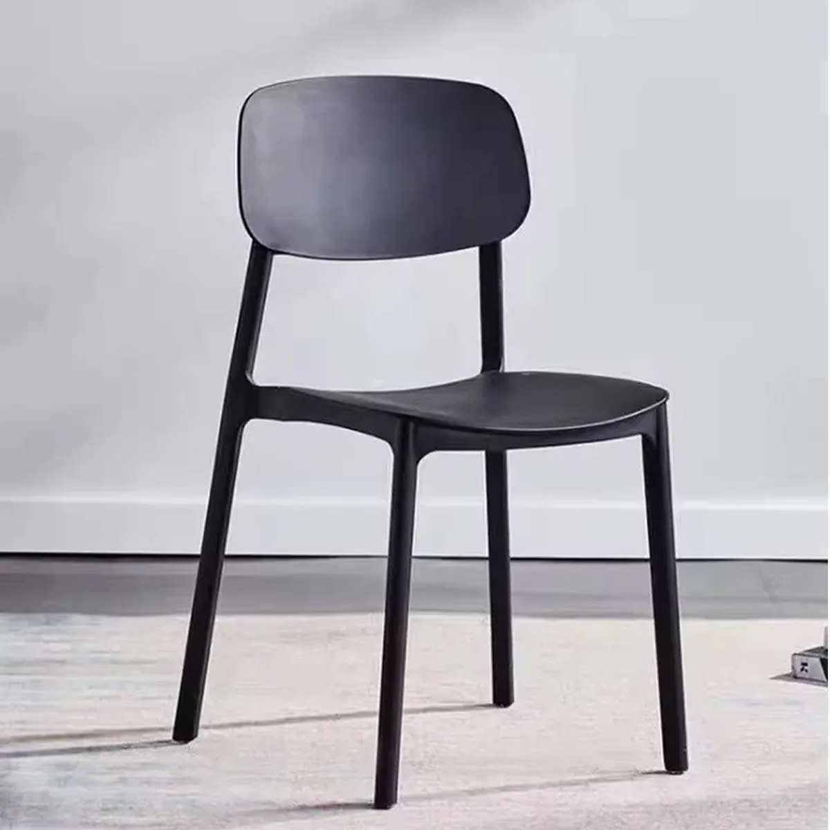 Silla Apilable Plástico Rígido Negro3