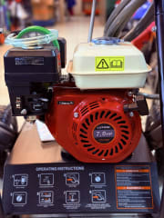 Hidrolavadora Lutian 2.500 Psi  Bencinera 7.0 Hp
