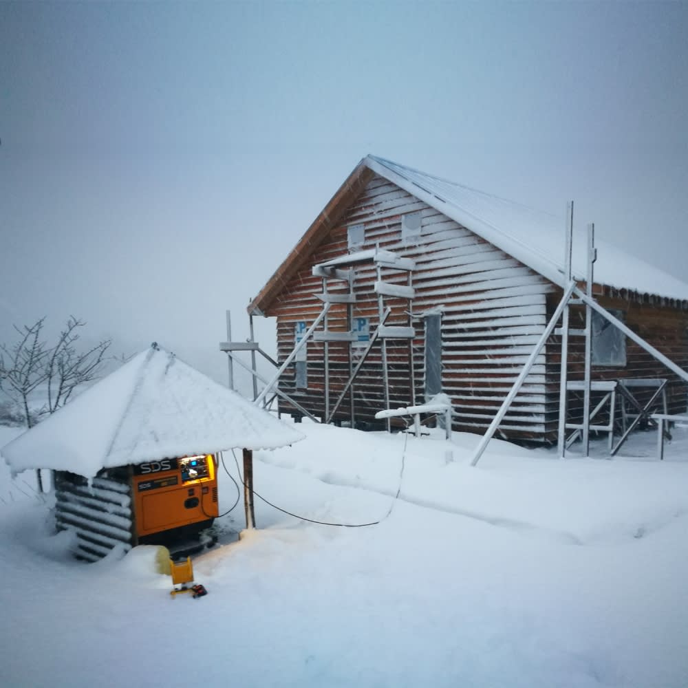 GENERADOR DIESEL 5,6 KW 220 V SDG6500S INSONORO1