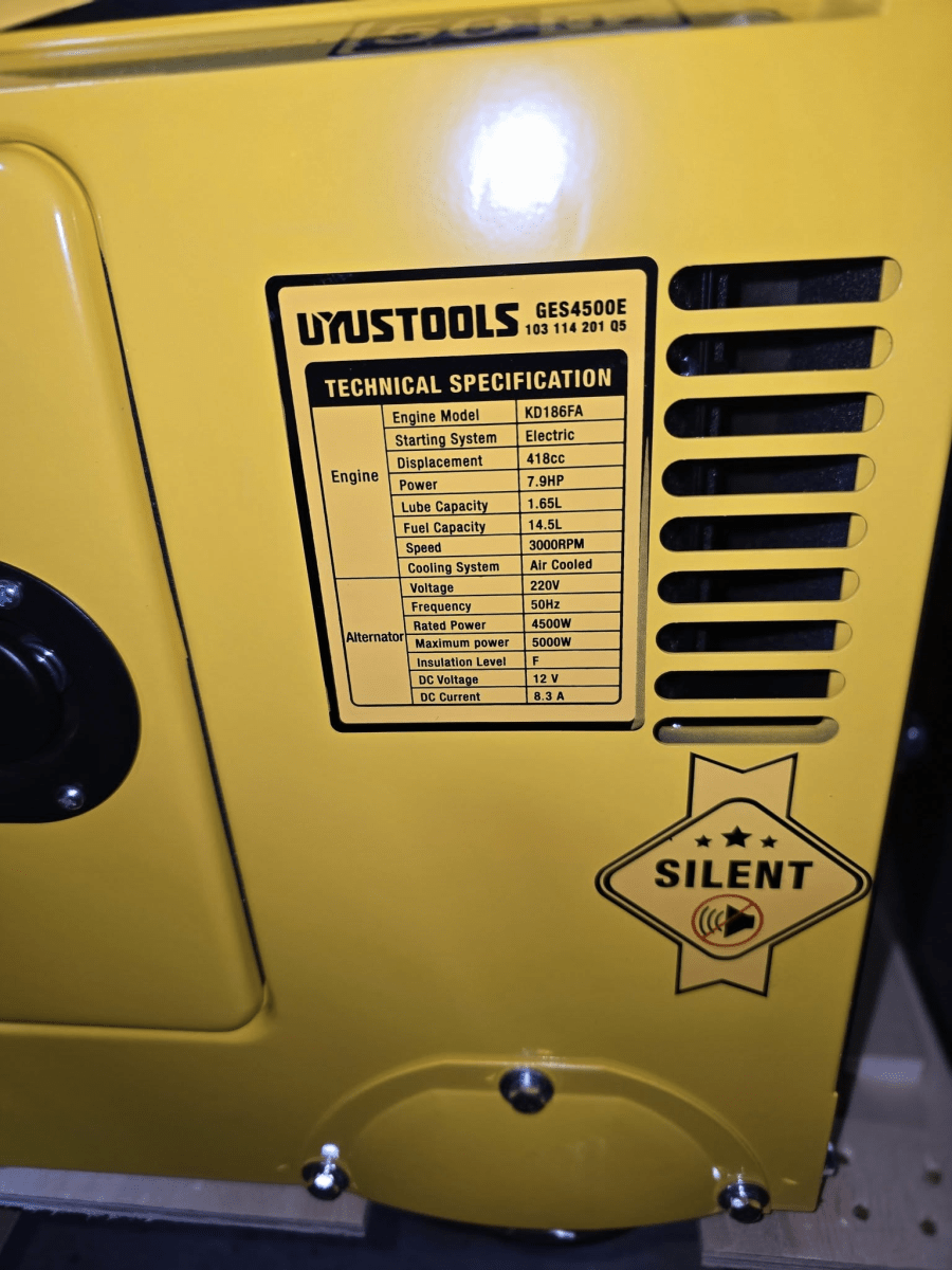 Generador Eléctrico 5000W UYUSTOOLS Ges4500e3