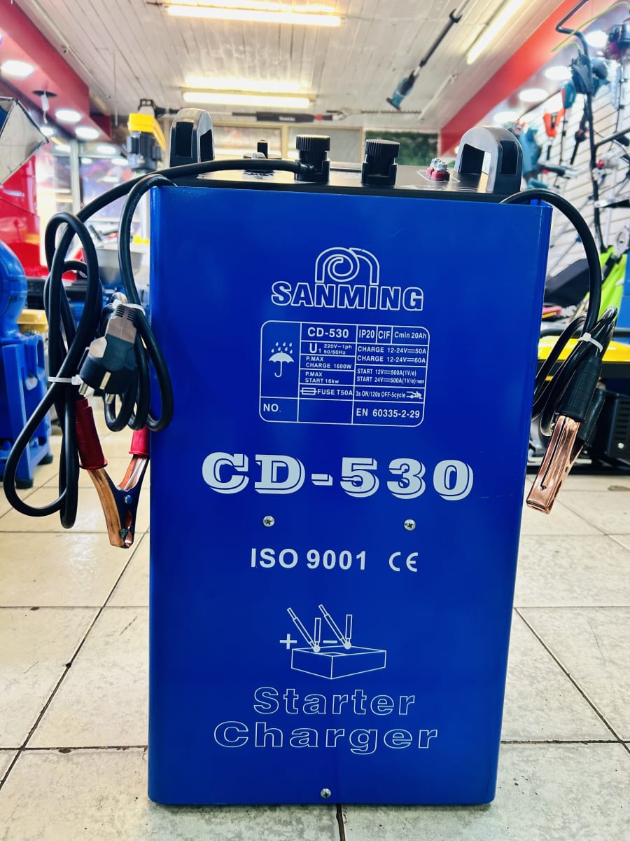 Cargador y Arrancador de Batería CD-530 – Alta Potencia para Autos, Camiones y Maquinaria1