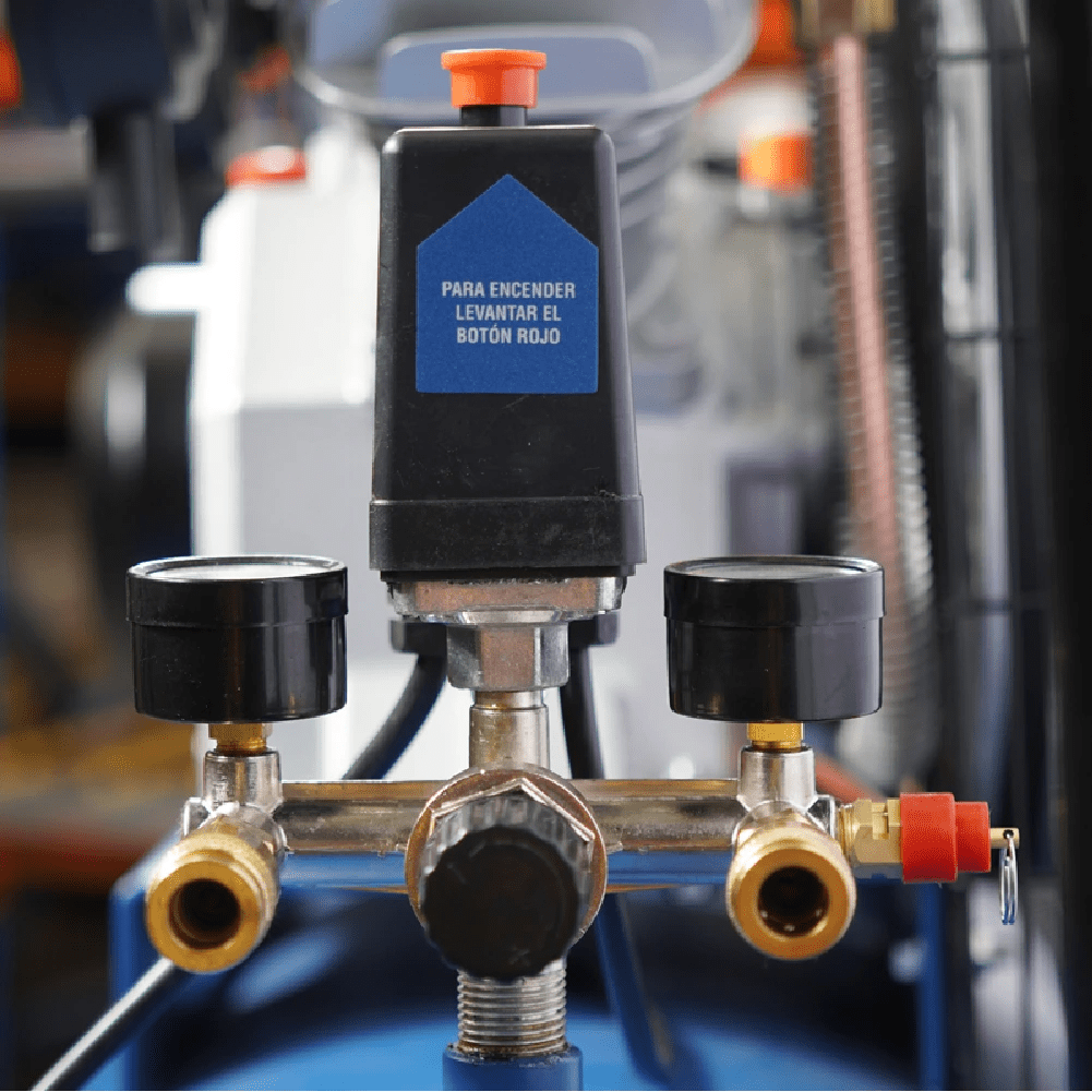 Compresor 3 HP 300 litros Hyundai3