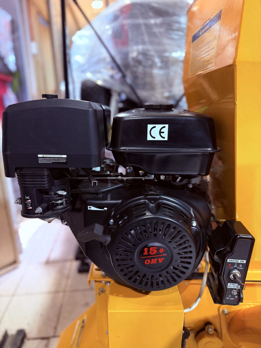 Chipeadora a Gasolina Partida Electrica  SDS 15HP1