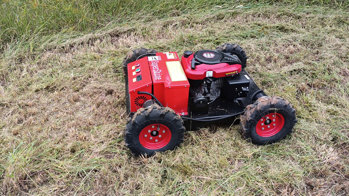 Tractor Cortacésped a Control Remoto 7 HP | Desmalezadora4
