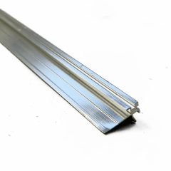 Perfil UV Esquina X Platinum Unid. 240 cm
