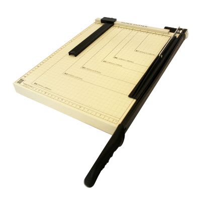 GUILLOTINA PAPER CUTTER C/PALANCA1