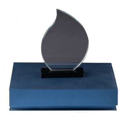 Galvano 13 cm base negra en forma de Flama