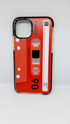 iPhone 11 Pro Cassette roja iPhone 11 Pro Cassette roja