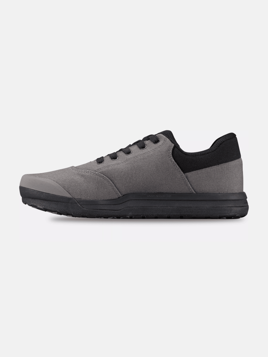 2Fo Roost Canvas3