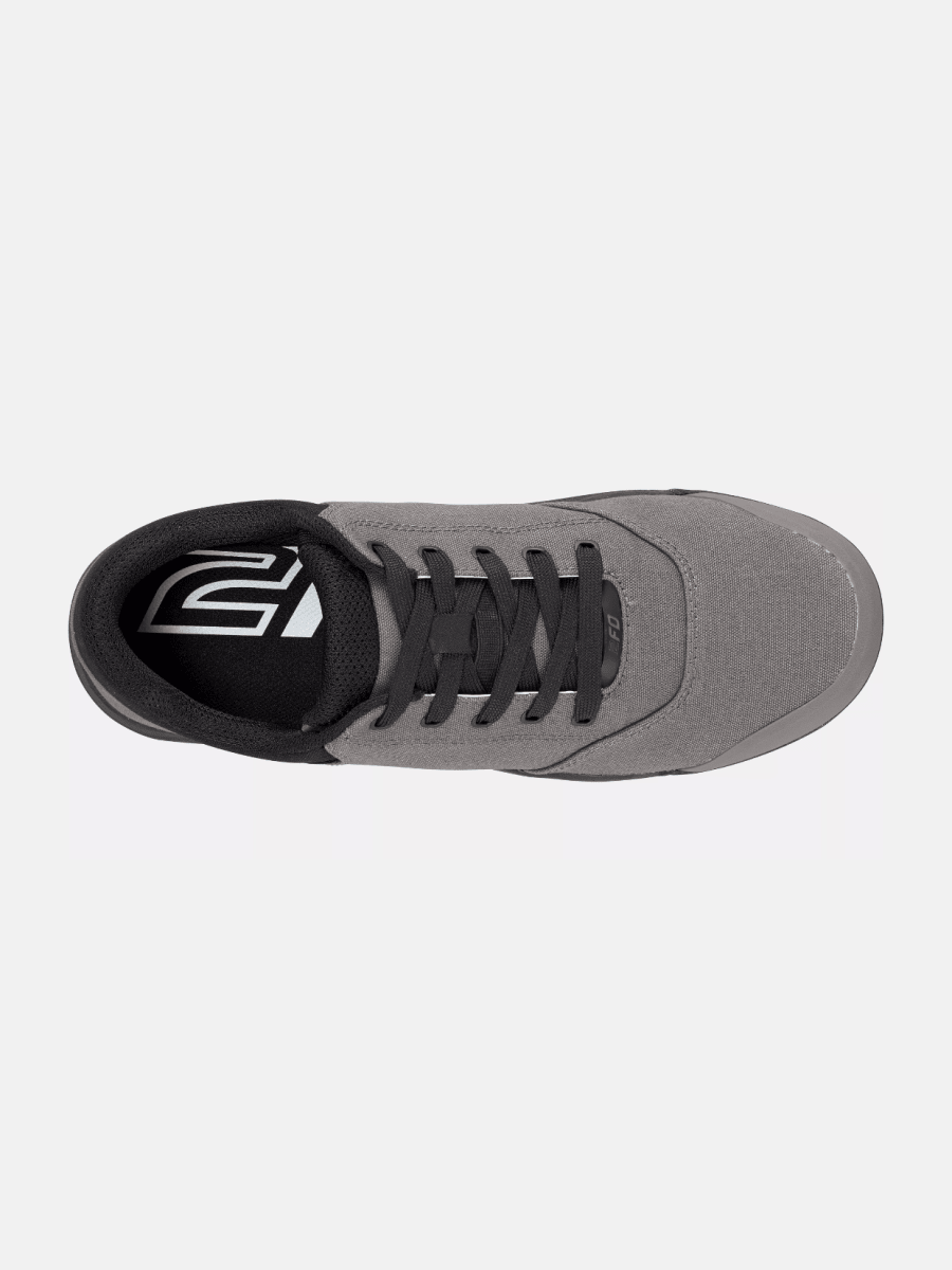 2Fo Roost Canvas4