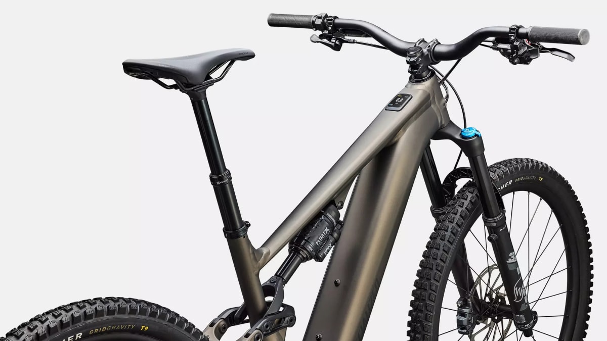 Levo Comp Alloy G422