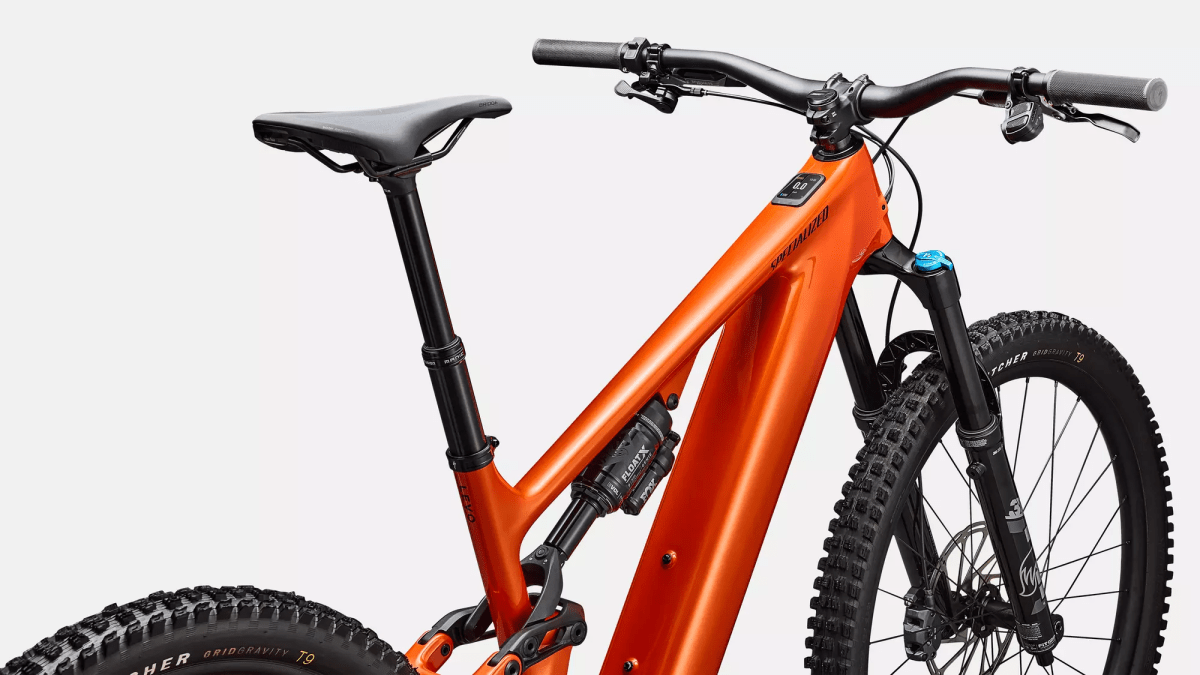 Levo Comp Carbon G49