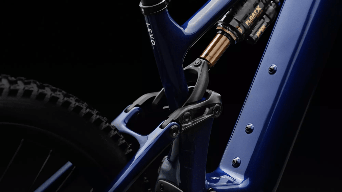 Levo Pro Carbon G413