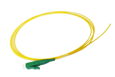 PIGTAIL SM (MONOMODO) LC/APC 1,5 METROS AMARILLO G652D CABLE DE 900u