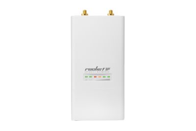 ANTENA AP ROCKET M5 5GHZ 1 LAN POE PARA ACOPLAR DISPOSITIVOS SECTORIAL O PARABOLICA