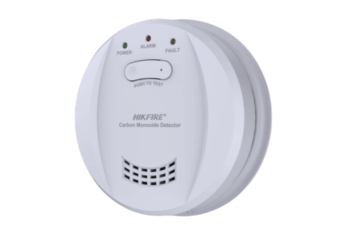 DETECTOR DE MONÓXIDO DE CARBONO AUTONOMO 85DB A 03 METROS INCLUYE 02 BATERIAS AA HF-GM1002