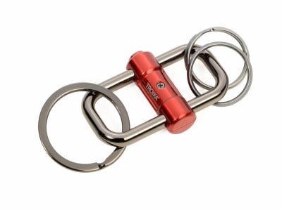 Llavero Troika 3 anillos para llaves en 2 tamaños. Metal gris y rojo