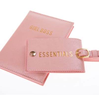 Set Portapasaporte y Etiqueta para Maleta - Diseño Girl Boss1