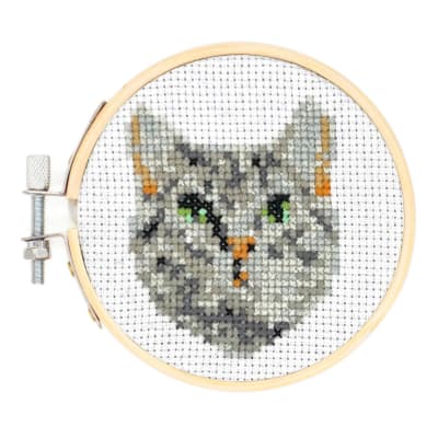 Mini Kit bastidor de Bordado Kikkerland  Punto Cruz Gato1