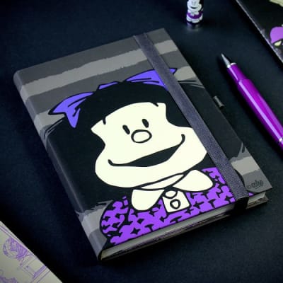 Libreta Tapa Dura Mediana Mafalda - 11