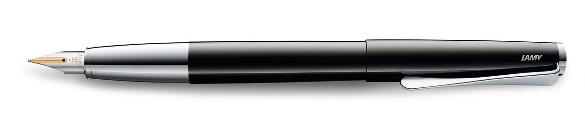 Pluma LAMY Studio pianoblack M gold1