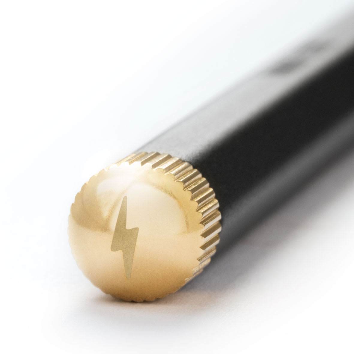 Bolígrafo Leuchtturm1917 Drehgriffel Gel tinta negra Black3