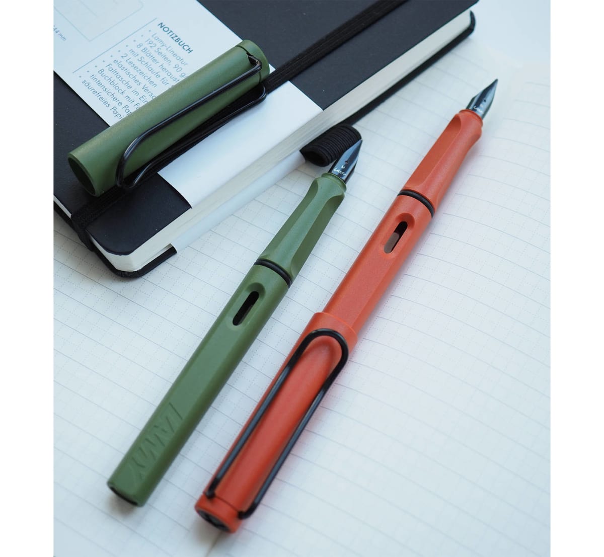 041 Pluma Lamy Safari Edición Especial Punta EF (LA)4