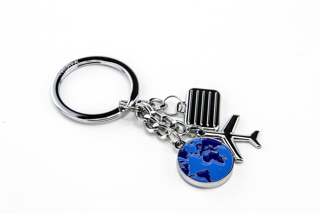 Llavero Troika diseño Viajero 3 dijes viaje, avión y maleta.2