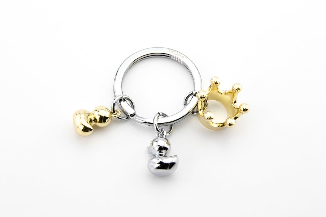 Llavero Troika con 3 dijes, 2 patos y 1 corona1