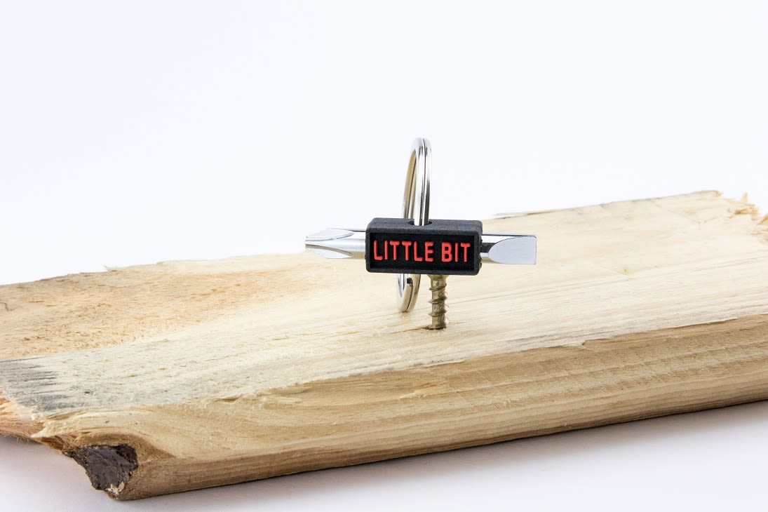 Llavero Troika c/puntas dobles (destornillador/ranurado)3